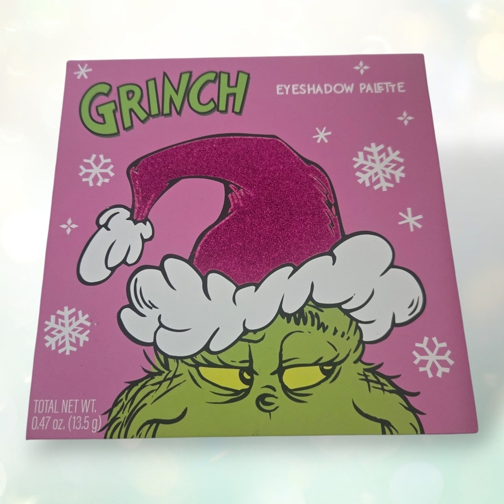 TASTE BEAUTY X DR SEUSS:THE GRINCH Eye Shadow Palette Matte And Shimmering Color